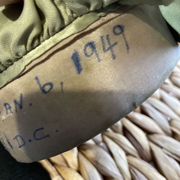 Vintage Chalkware Lady Half Doll Pin Cushion Depression Era Sage Satin Skirt - Picture 6 of 13